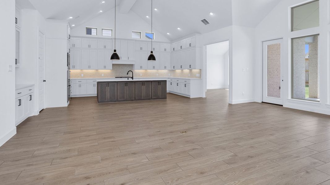 Spacious, unfurnished interior of a new home in Audubon, Magnolia (Image 14).