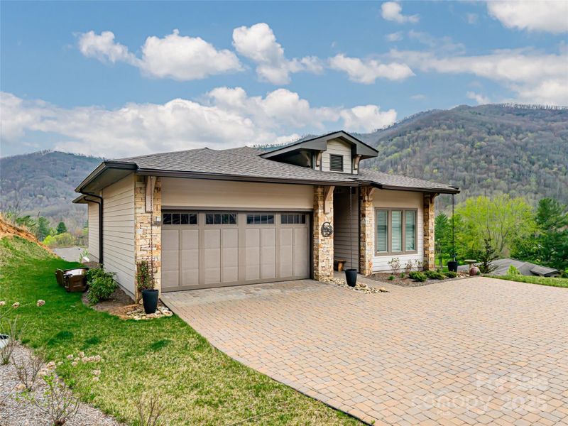 Arts&Crafts style architecture Arts&Crafts style architecture