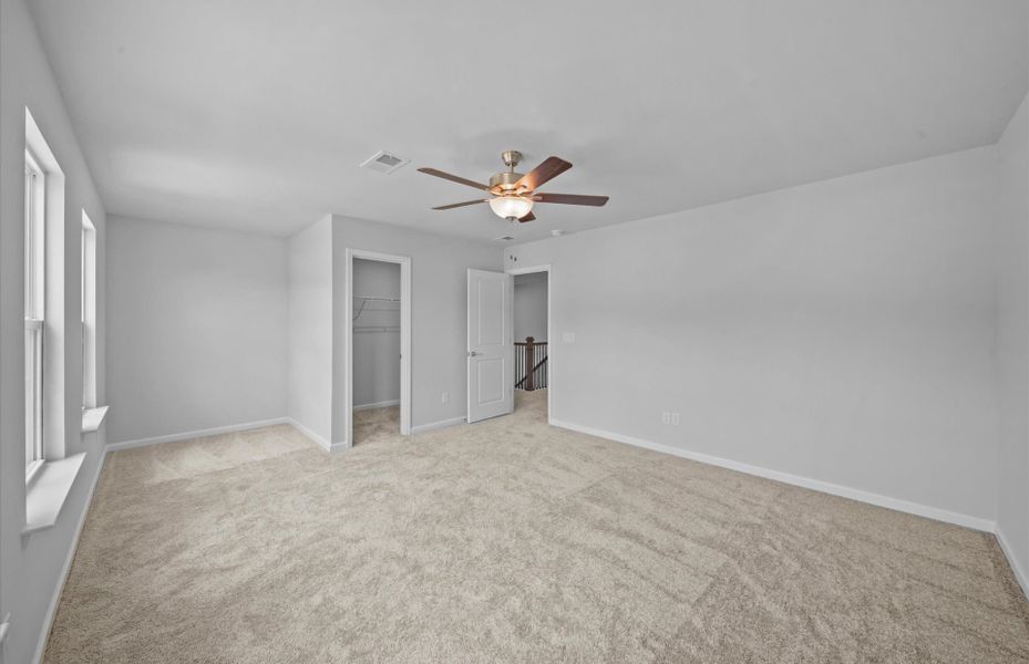 Spacious, unfurnished interior of a new home in Indigo Park, Easley (Image 23).