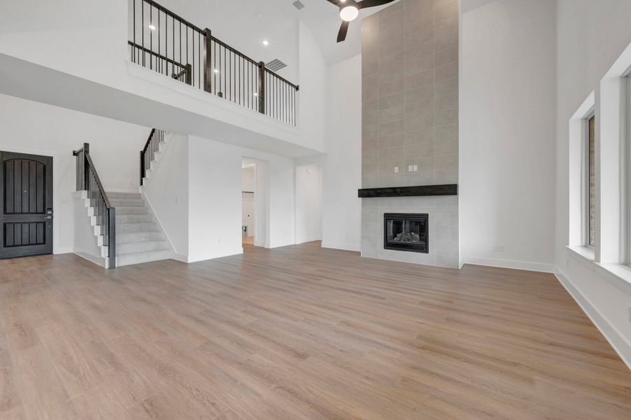 Spacious, unfurnished interior of a new home in Bridgewater, Midlothian (Image 14).