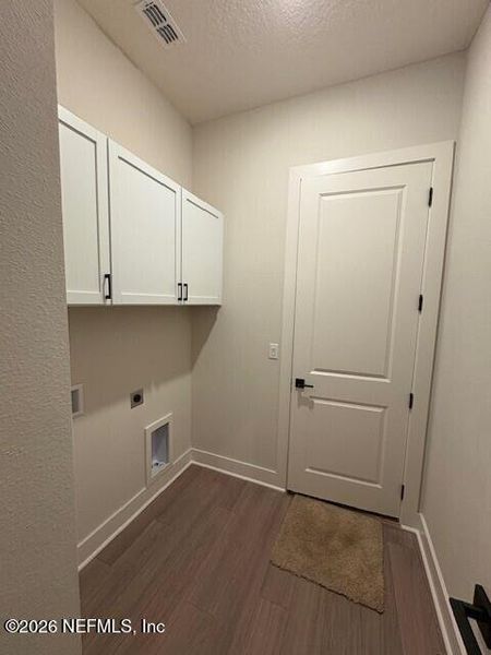 Spacious, unfurnished interior of a new home in Stables at Cary Forest, Bryceville (Image 10). Spacious, unfurnished interior of a new home in Stables at Cary Forest, Bryceville (Image 10).