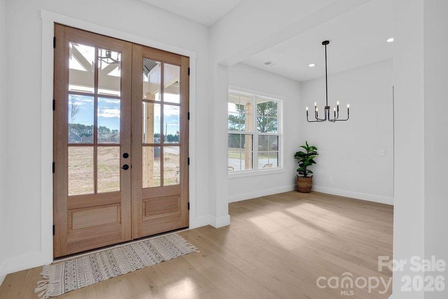 Spacious, unfurnished interior of a new home in , Lincolnton (Image 17).