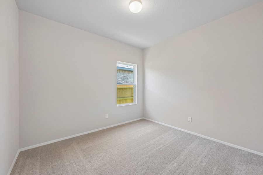 Spacious, unfurnished interior of a new home in Harrington Trails, New Caney (Image 25).
