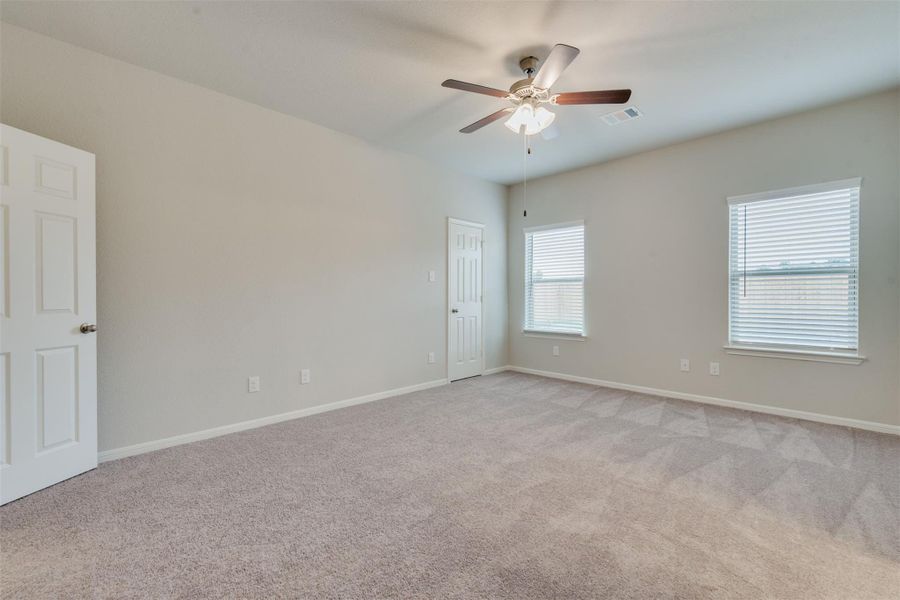 Spacious, unfurnished interior of a new home in Mill Creek Trails, Magnolia (Image 28). Spacious, unfurnished interior of a new home in Mill Creek Trails, Magnolia (Image 28).