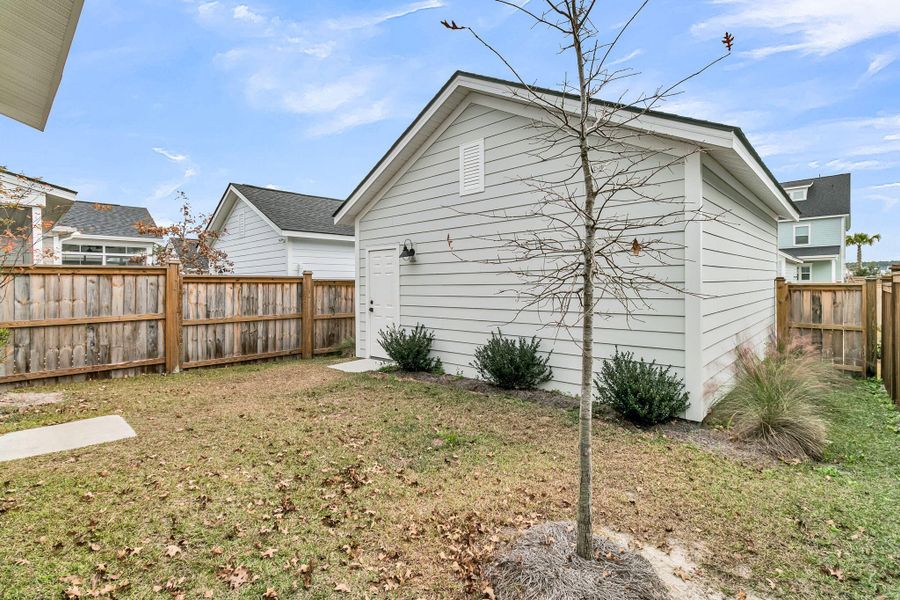 Exterior details and patio area of a home in Nexton - Midtown - The Park Collection, Summerville (Image 3).
