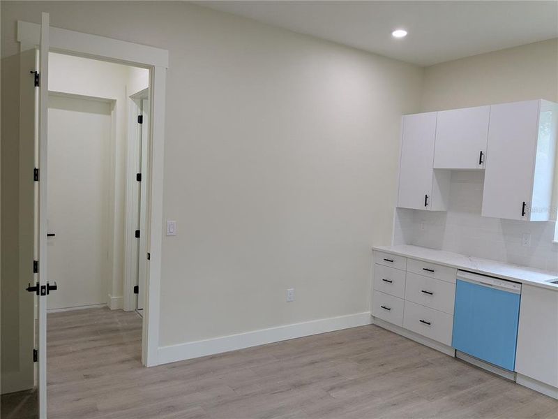 Spacious, unfurnished interior of a new home in , Port Charlotte (Image 55).