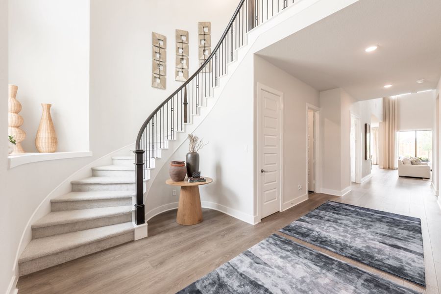 Image 80 representing the Goldeneye by Tri Pointe Homes in Tompkins Reserve, Katy, TX.