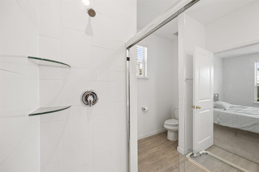 Furnished interior view inside a new home in , Alvin (Image 19).