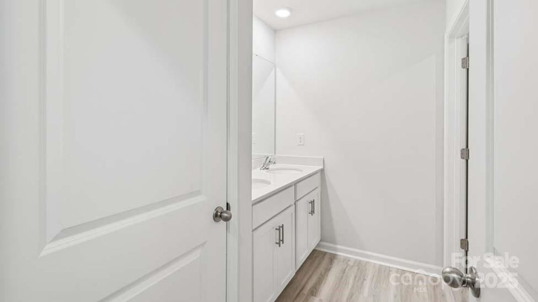 Image 41 of a home in Wallace Springs.