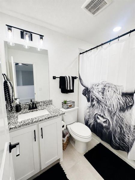 Furnished interior view inside a new home in Silo Mills, Joshua (Image 11).