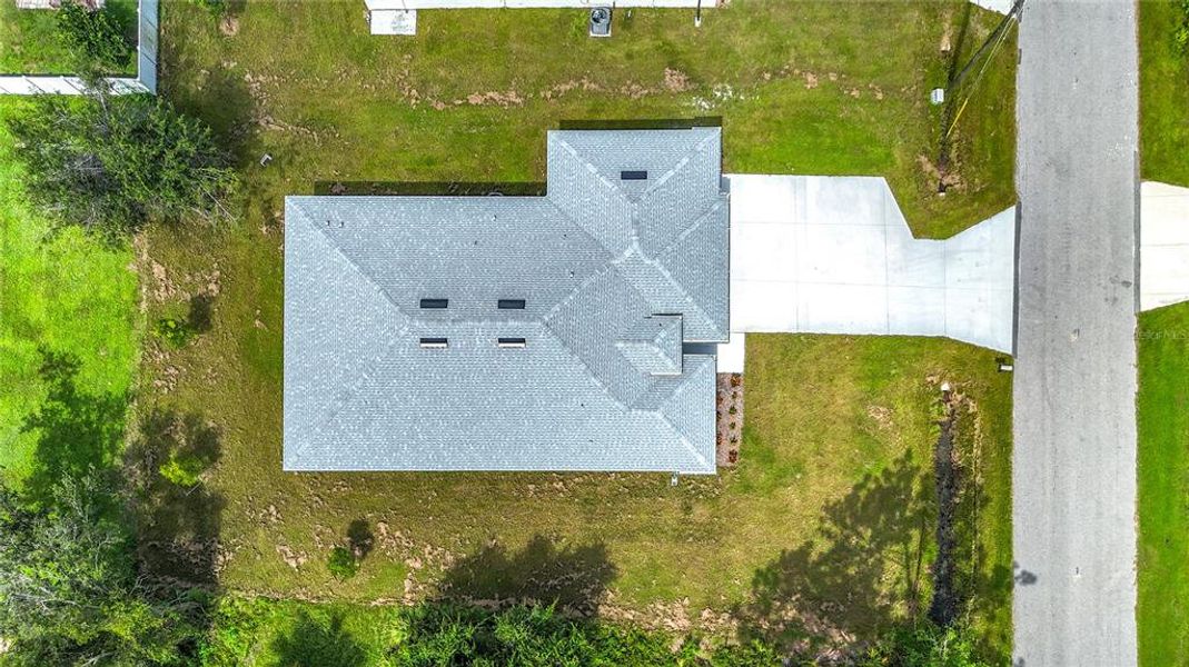 Image 21 of a home in .