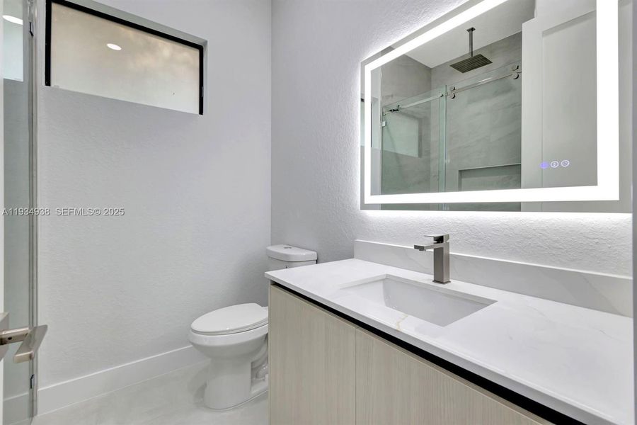 Furnished interior view inside a new home in , Naples (Image 17).