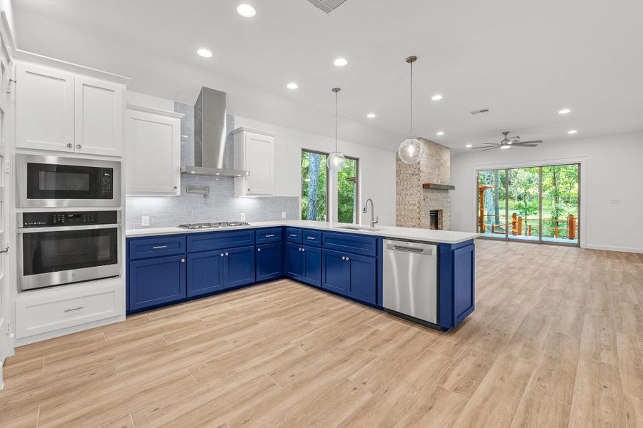 Furnished interior view inside a new home in , Livingston (Image 6).
