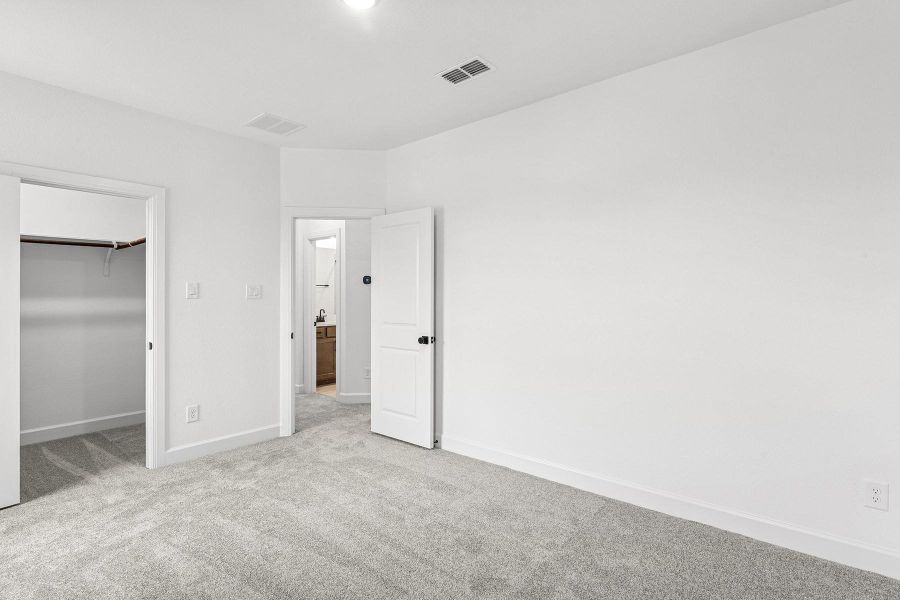 Spacious, unfurnished interior of a new home in Riceland 50’ Front Load Homesites, Mont Belvieu (Image 30). Spacious, unfurnished interior of a new home in Riceland 50’ Front Load Homesites, Mont Belvieu (Image 30).