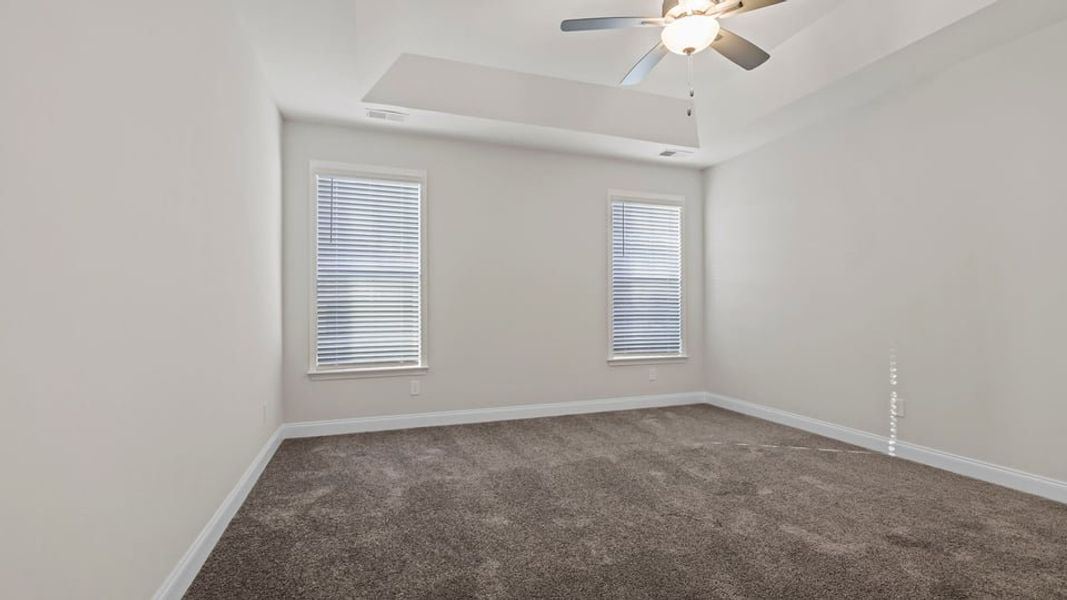 Spacious, unfurnished interior of a new home in Palmetto Valley, Anderson (Image 31).