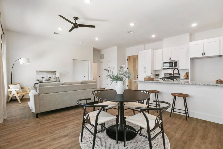 Furnished interior view inside a new home in East Grove Condominiums, Austin (Image 17).