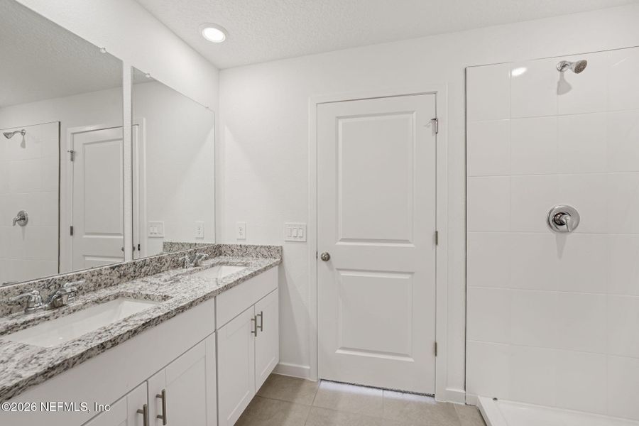 Furnished interior view inside a new home in Kings Preserve, Jacksonville (Image 8).