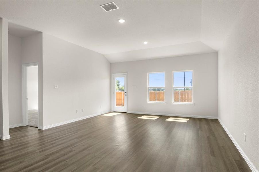 LivingRoom LivingRoom