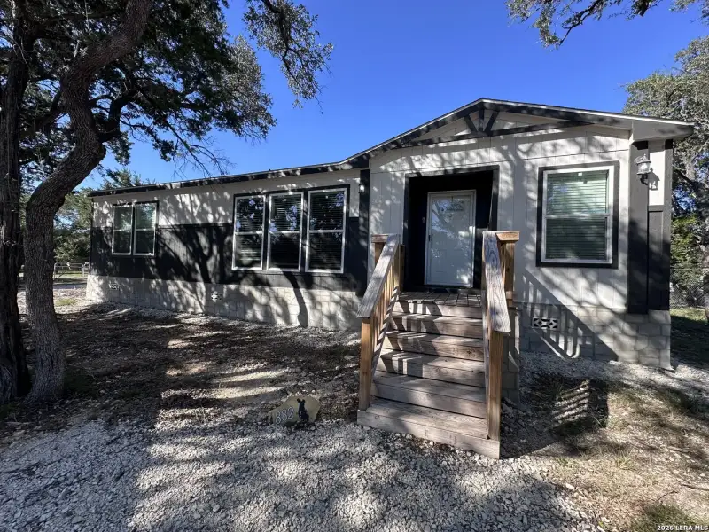 Image 43 of a home in .