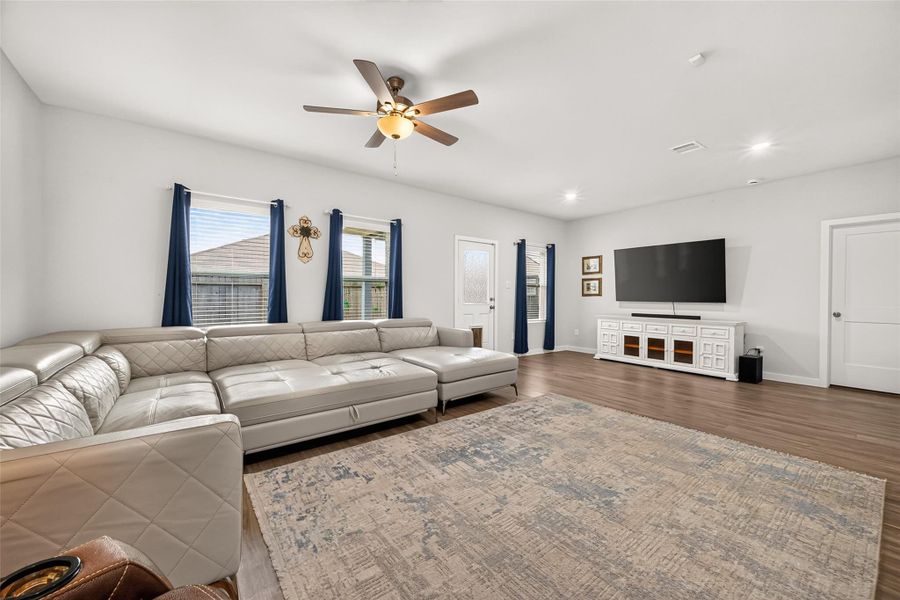 Furnished interior view inside a new home in Lexington Heights, Willis (Image 7).