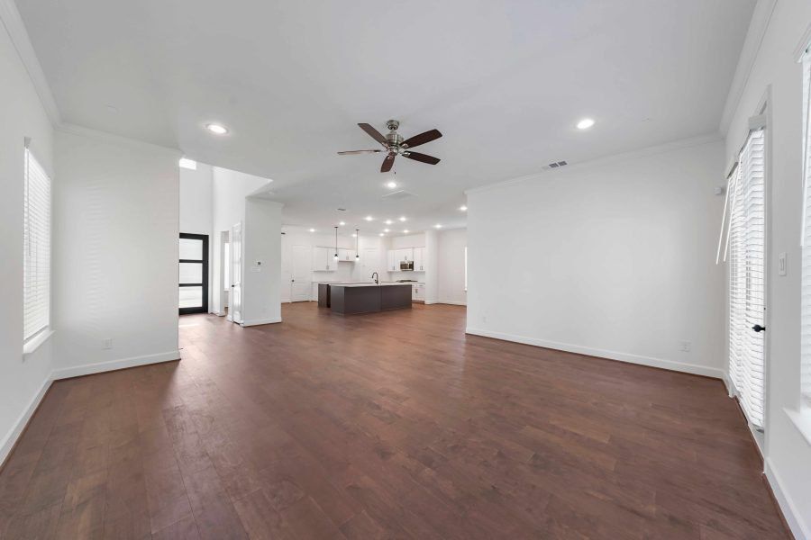 Representative unfurnished interior of a home built from the Warwick by Sandcastle Homes in Sunset Heights, Houston (Image 23). Representative unfurnished interior of a home built from the Warwick by Sandcastle Homes in Sunset Heights, Houston (Image 23).