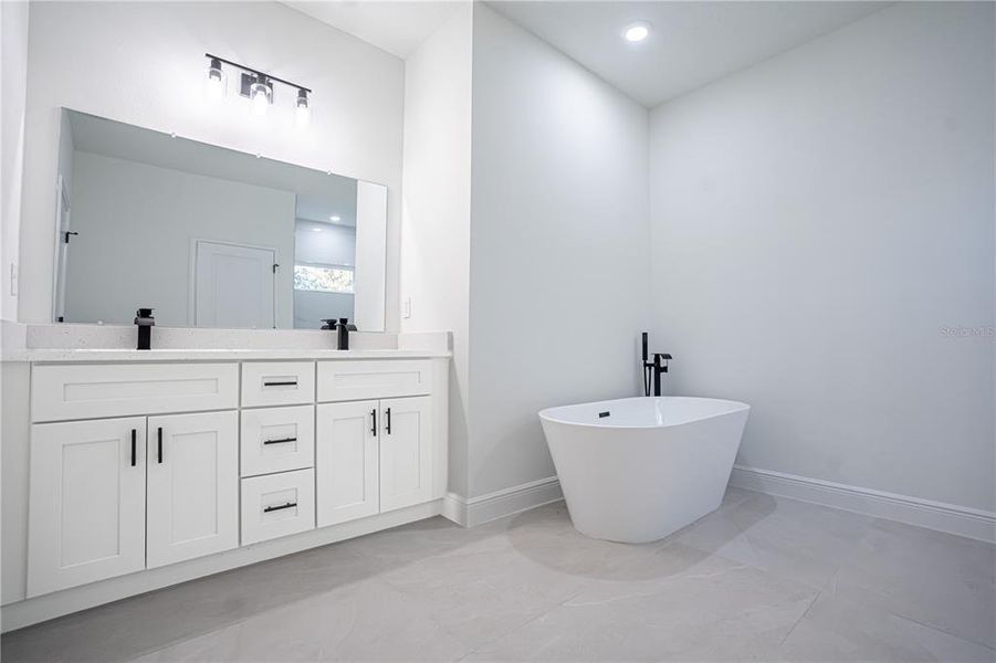 Furnished interior view inside a new home in , Ocala (Image 10).