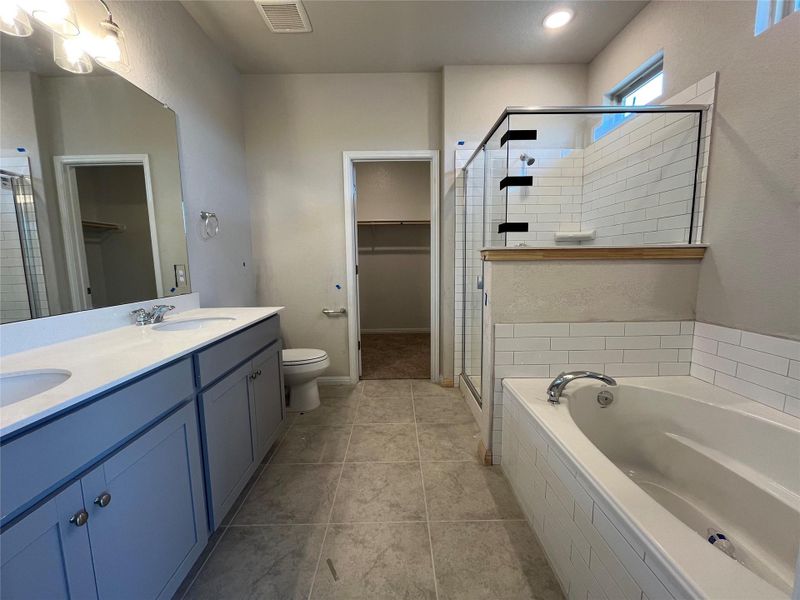 Furnished interior view inside a new home in The Cottages at Lariat, Liberty Hill (Image 6). Furnished interior view inside a new home in The Cottages at Lariat, Liberty Hill (Image 6).