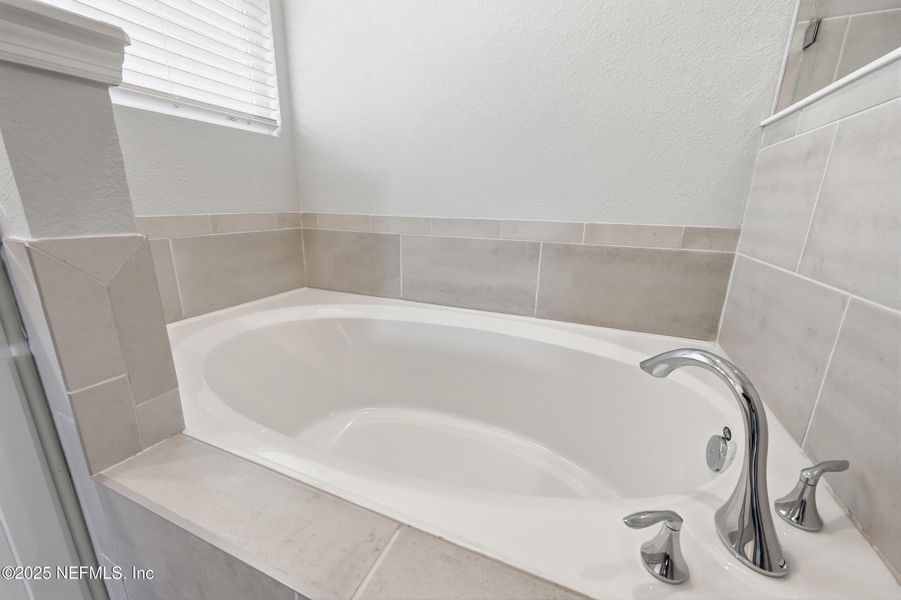 Close-up of interior finishes inside a home in St Augustine Lakes: St Augustine Lakes 50S, St. Augustine (Image 14). Close-up of interior finishes inside a home in St Augustine Lakes: St Augustine Lakes 50S, St. Augustine (Image 14).