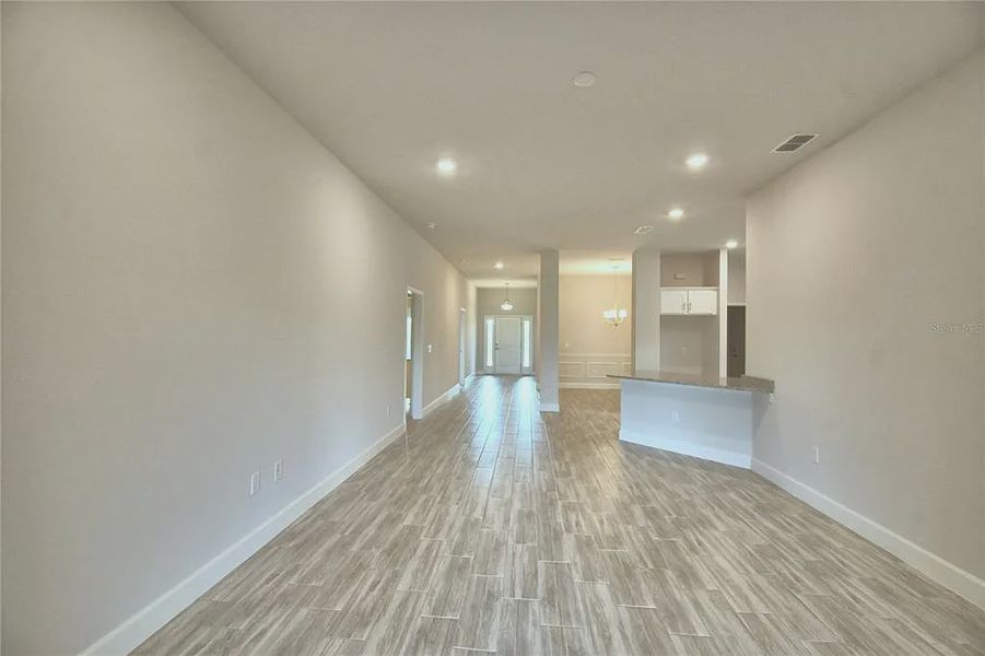 Spacious, unfurnished interior of a new home in Lake Juliana Estates, Auburndale (Image 21).