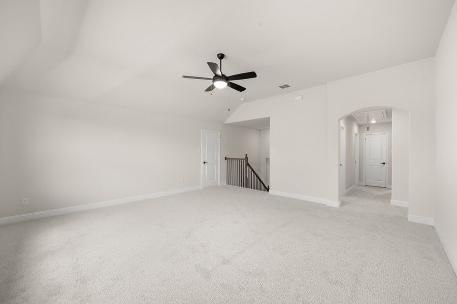 Spacious, unfurnished interior of a new home in Silo Mills, Joshua (Image 27).