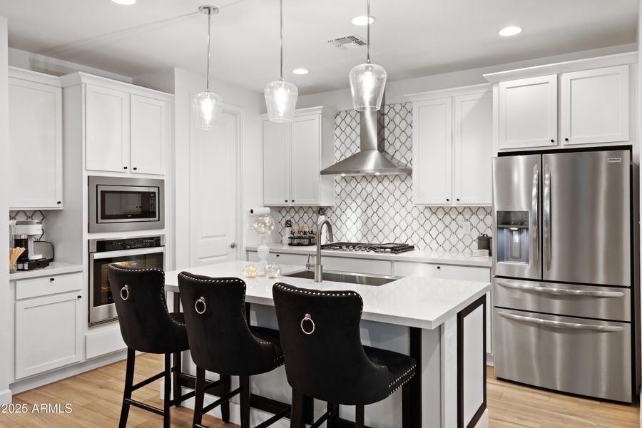 Eat in kitchen Eat in kitchen