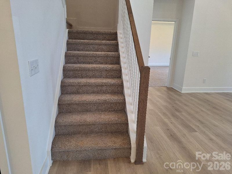 Spacious, unfurnished interior of a new home in Cardiff Glyn, Catawba (Image 23).