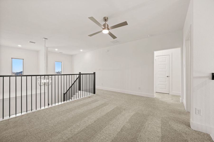 Spacious, unfurnished interior of a new home in Settlers Glen, New Fairview (Image 41). Spacious, unfurnished interior of a new home in Settlers Glen, New Fairview (Image 41).