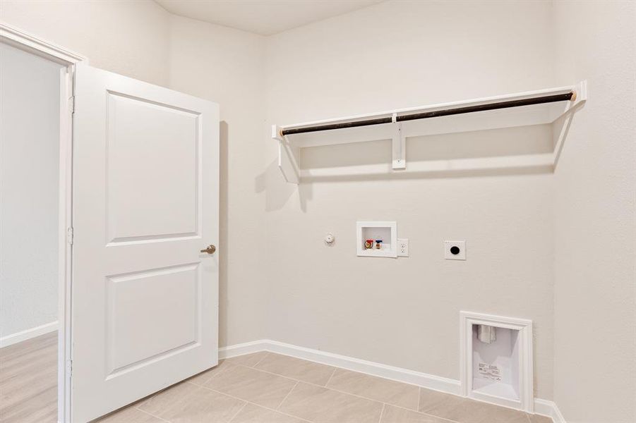 Image 32 of a home in Godley Ranch Elements.