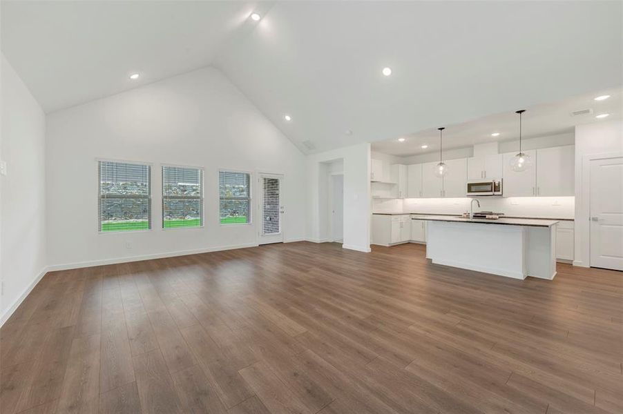 Spacious, unfurnished interior of a new home in Aspire at Reunion, Newark (Image 21). Spacious, unfurnished interior of a new home in Aspire at Reunion, Newark (Image 21).
