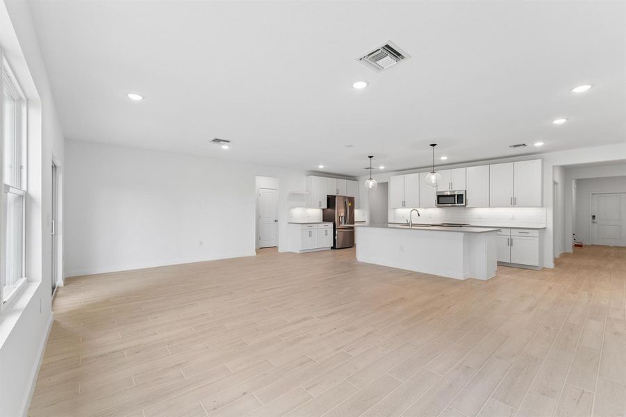 Kitchen, Dining Area & Great Room