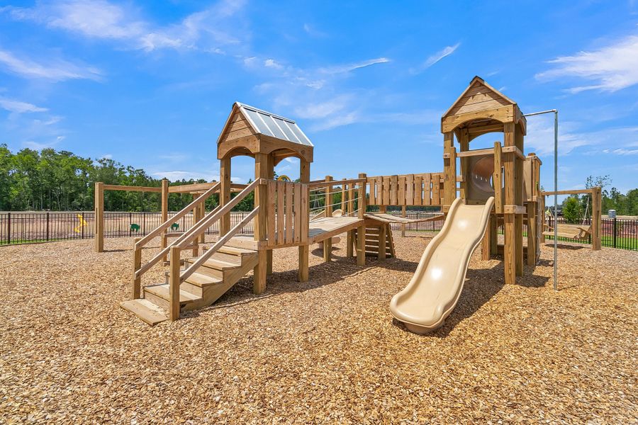 Community amenities in , Summerville (Image 36).