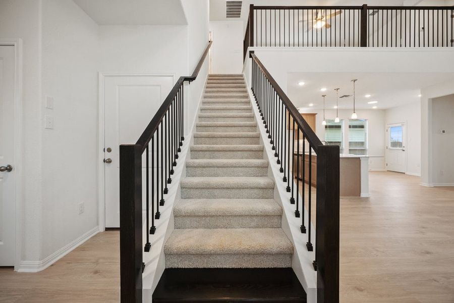 Spacious, unfurnished interior of a new home in The Hills of Bear Creek, Manchaca (Image 28).