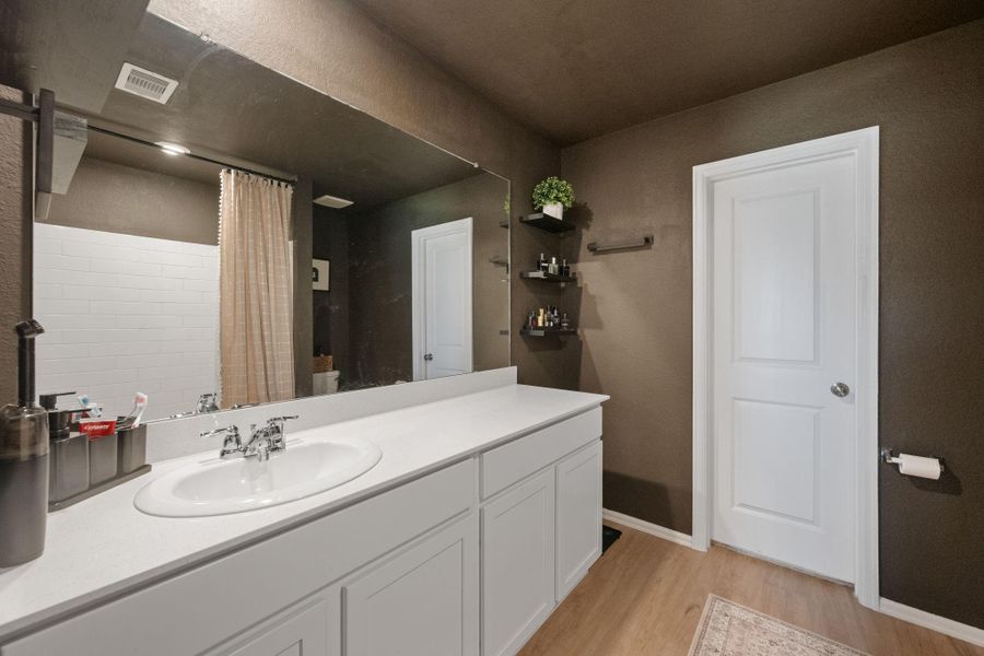 Furnished interior view inside a new home in Sterling Point at Baytown Crossings: Watermill Collection, Baytown (Image 7). Furnished interior view inside a new home in Sterling Point at Baytown Crossings: Watermill Collection, Baytown (Image 7).