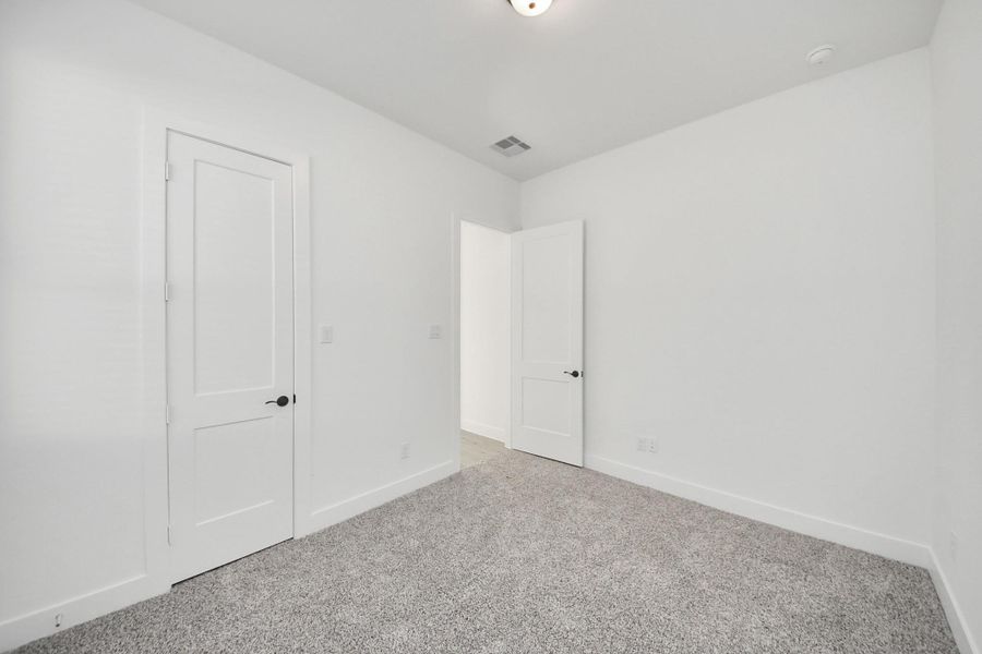 **Photos are representative of the floor plan and not of the actual home** **Photos are representative of the floor plan and not of the actual home**