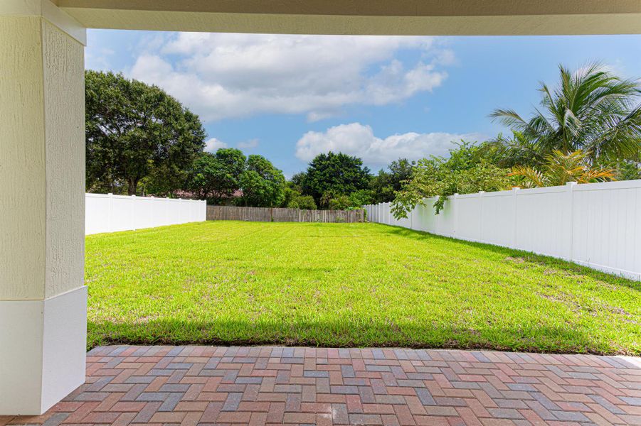 Exterior details and patio area of a home in , Jupiter (Image 17).