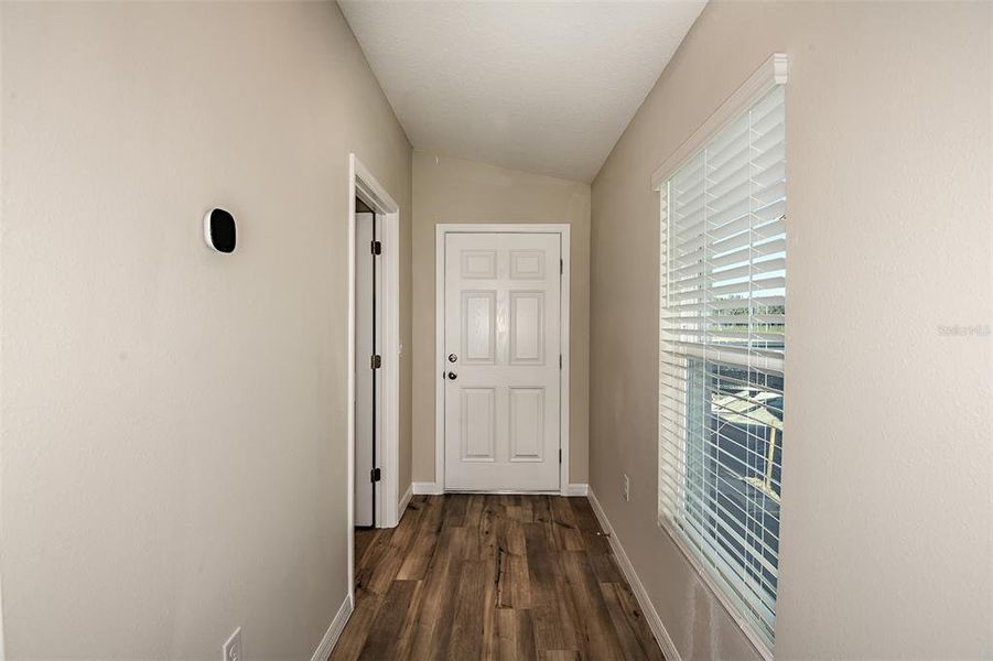 Spacious, unfurnished interior of a new home in Davis Landing, Wimauma (Image 17).