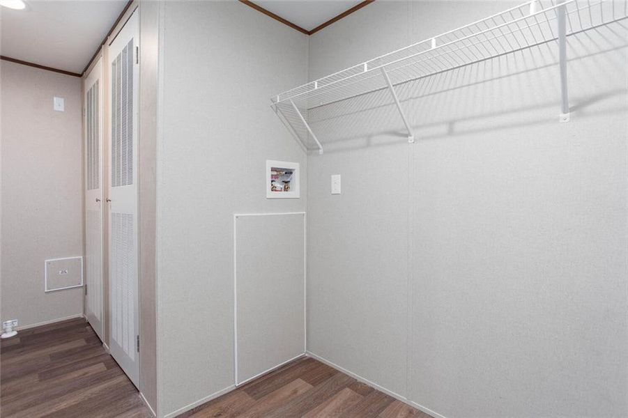 Spacious, unfurnished interior of a new home in , Dallas (Image 33).