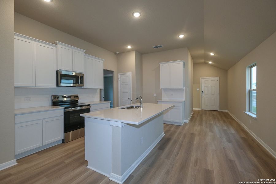 Furnished interior view inside a new home in Park Place, New Braunfels (Image 16).