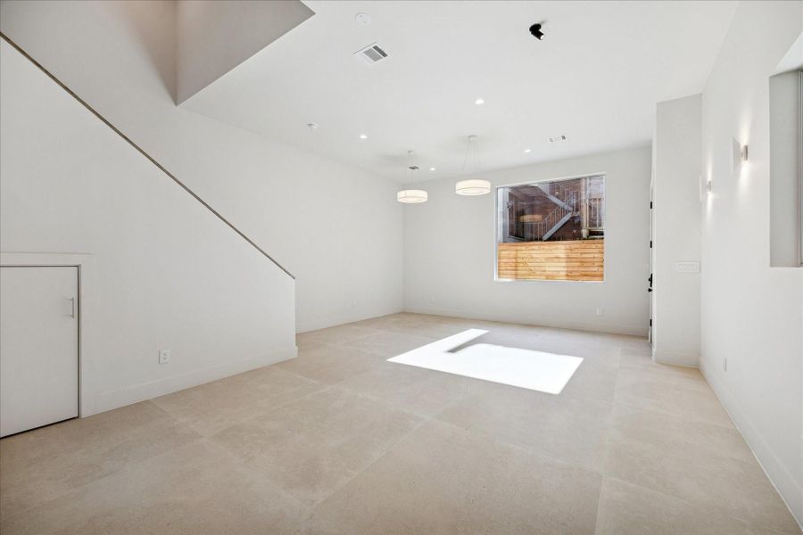 Spacious, unfurnished interior of a new home in , Houston (Image 20). Spacious, unfurnished interior of a new home in , Houston (Image 20).