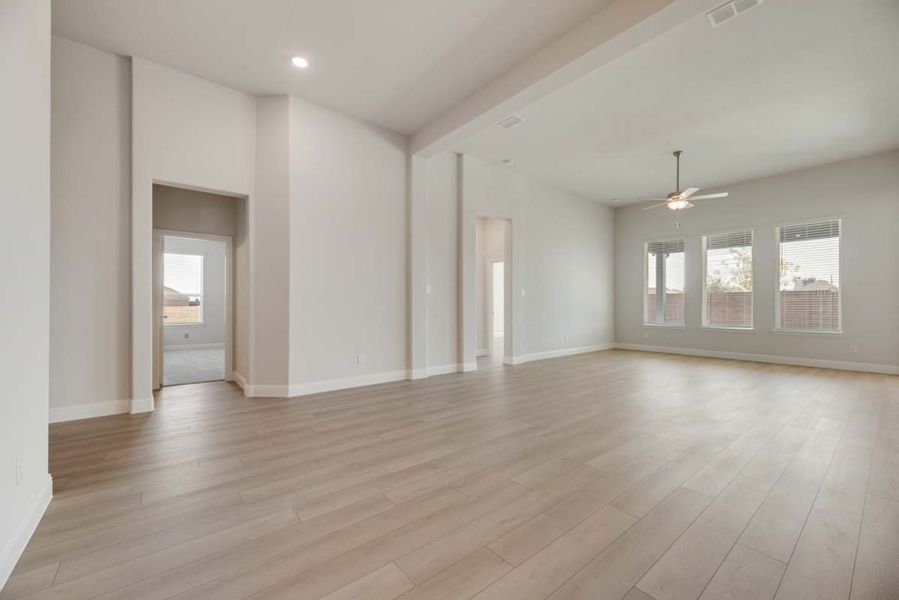 Representative unfurnished interior of a home built from the Fairhaven by Pacesetter Homes in River Ranch, Van Alstyne (Image 11). Representative unfurnished interior of a home built from the Fairhaven by Pacesetter Homes in River Ranch, Van Alstyne (Image 11).
