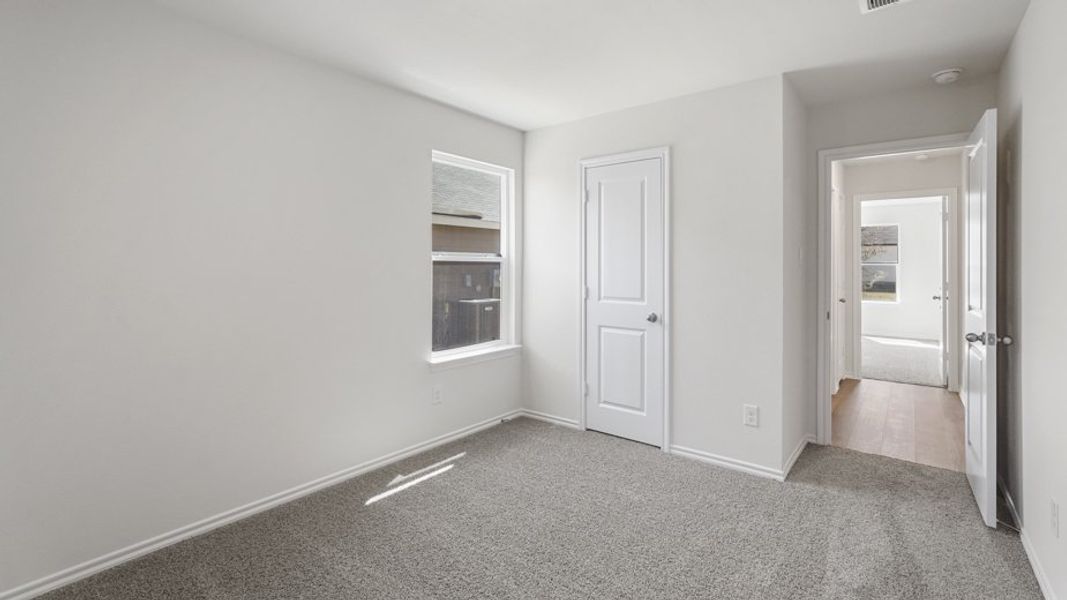 Spacious, unfurnished interior of a new home in Riverfield, Josephine (Image 25).