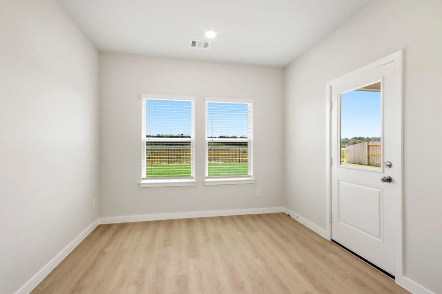 Spacious, unfurnished interior of a new home in Maple Woods, Hockley (Image 17).
