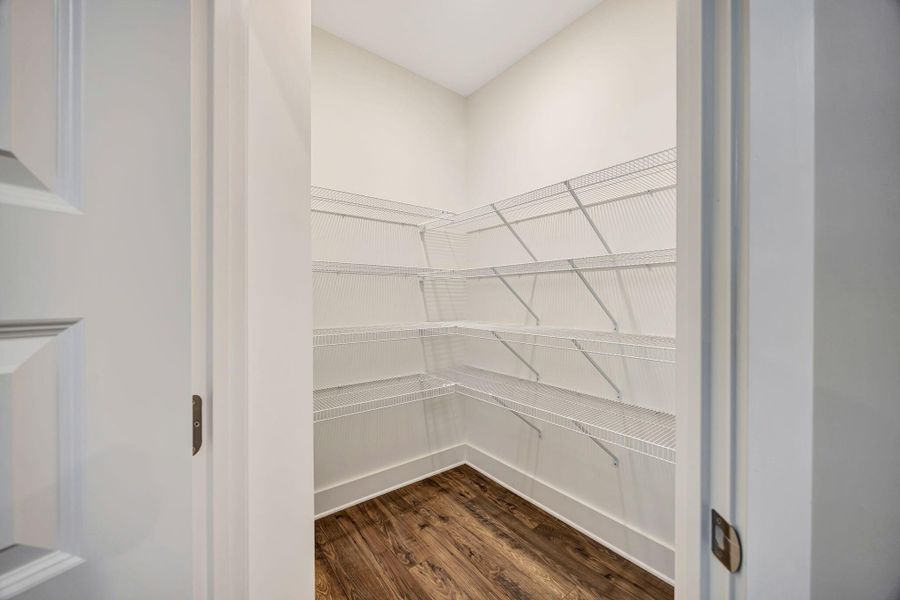 Example Interior 7 Example Interior 7