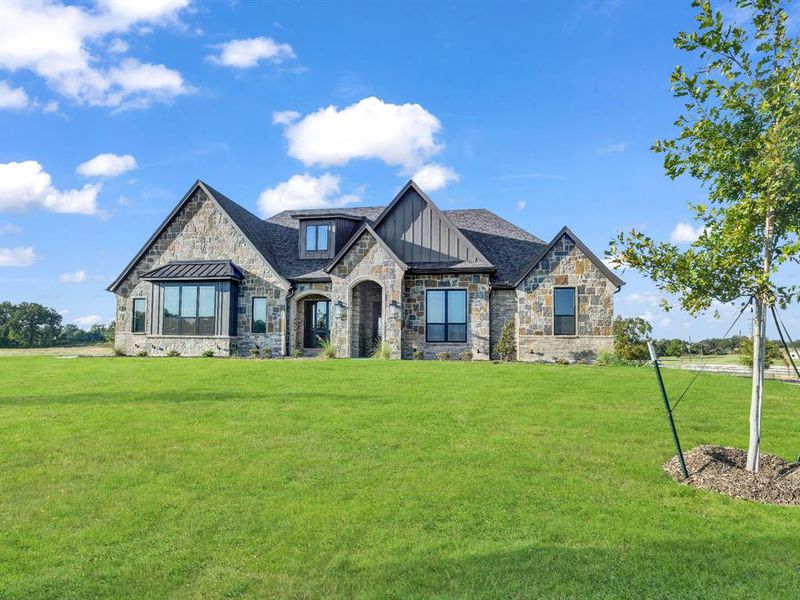 Image 36 of a home in . Image 36 of a home in .